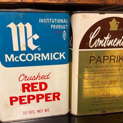 2 vintage spice containers