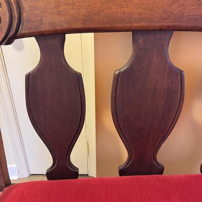 Wooden Victorian Style Bench w/ Velvet Seat (LR-DZ)