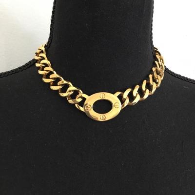 Beautiful, thick, vintage, gold chain fashion necklace