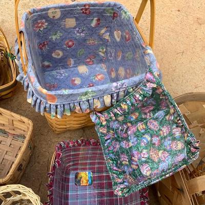 Lot of 20 Baskets in a variety of shapes and sizes including one with changeable liners.