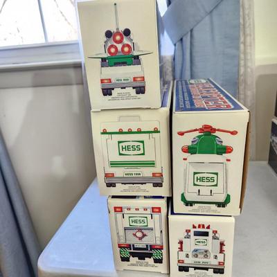 5 Hess Trucks 97 98 99 2000 2001