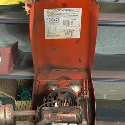 Vintage Gilson Gear 16 Lawn & Garden Tractor