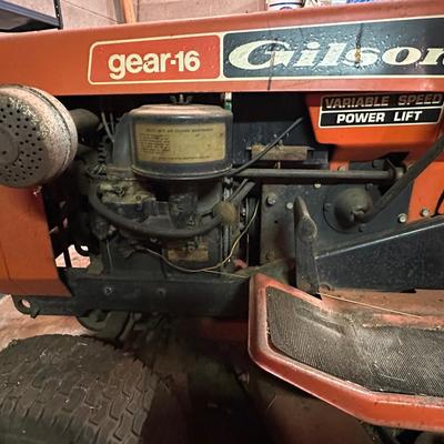 Vintage Gilson Gear 16 Lawn & Garden Tractor