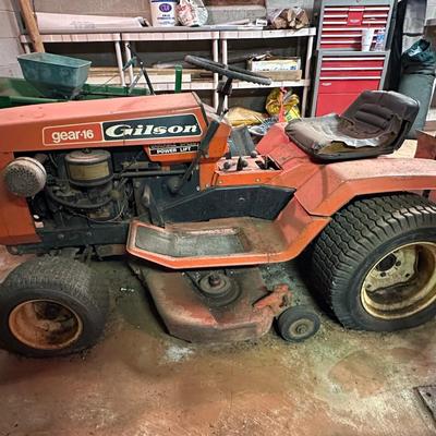Vintage Gilson Gear 16 Lawn & Garden Tractor