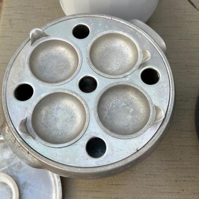 Lot of Vintage Kitchen Pots & Pans