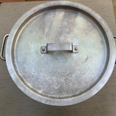 Lot of Vintage Kitchen Pots & Pans