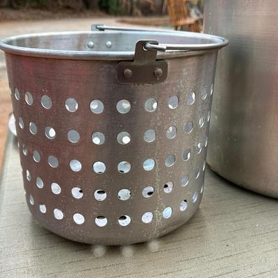 Lot of Vintage Kitchen Pots & Pans