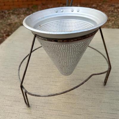 Lot of Vintage Kitchen Pots & Pans