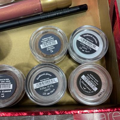 Bare Minerals Makeup set with Brushes New!
