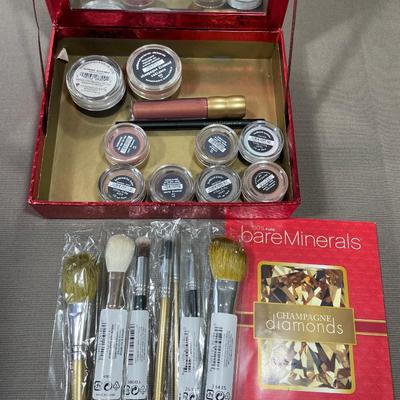 Bare Minerals Makeup set with Brushes New!