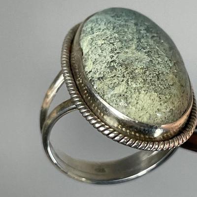 Large Gemstone and Sterling Silver Ring 8.5