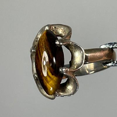 Vintage Tiger Eye Sterling ring 7.5