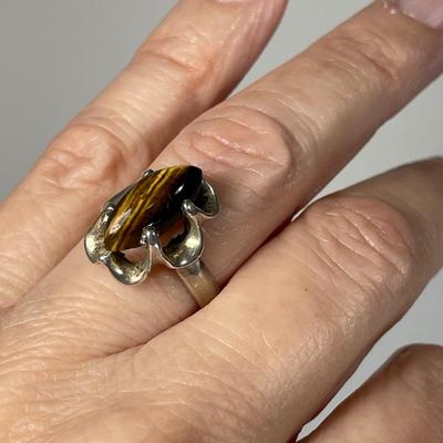 Vintage Tiger Eye Sterling ring 7.5