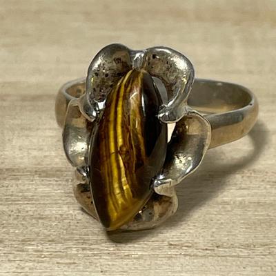 Vintage Tiger Eye Sterling ring 7.5