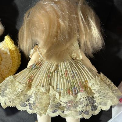 Lot of 6 Vintage Dolls