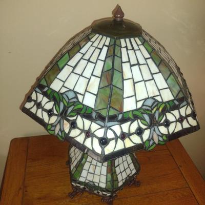 Table Top Two Bulb Lamp with Stained Glass Shade- Approx 21 3/4" Tall