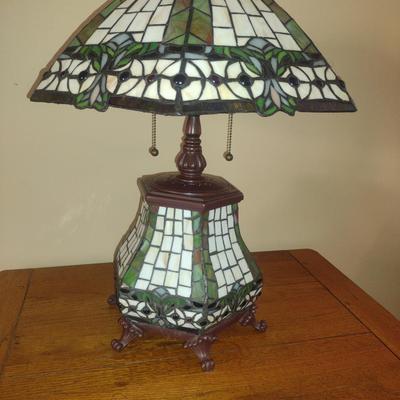 Table Top Two Bulb Lamp with Stained Glass Shade- Approx 21 3/4" Tall