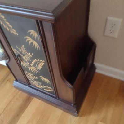 Contemporary Storage Accent Table with Double Magazine/Book Racks