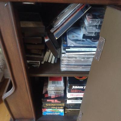 Contemporary Storage Accent Table with Double Magazine/Book Racks
