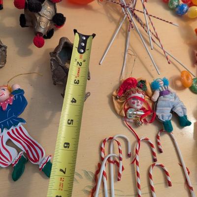 House Of Lloyd Bunny Holiday Decorations Clown Figures Candy Tree Strings Lot 8