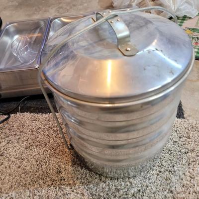 Food storage, buffet warmer and multi dish container