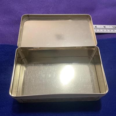 Camel Tin