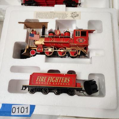 Bachmann Hawthorne Village Fire Fighter HO Train Set