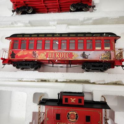 Bachmann Hawthorne Village Fire Fighter HO Train Set