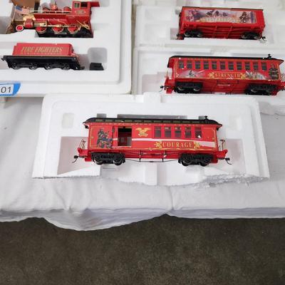 Bachmann Hawthorne Village Fire Fighter HO Train Set