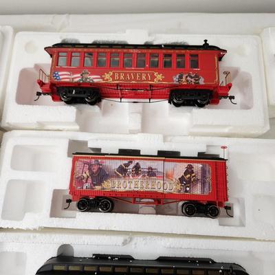 Bachmann Hawthorne Village Fire Fighter HO Train Set