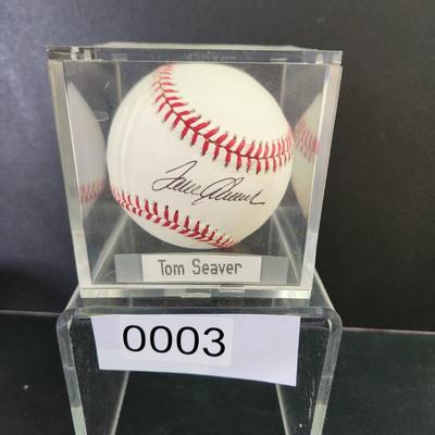 Tom Seaver Signed Baseball in Collectors Case