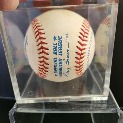 Reggie Jackson Signed Baseball in Collectors Case