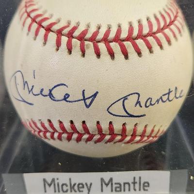 Mickey Mantle Signed Baseball In Collectors Case