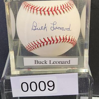 Buck Leonard Signed Baseball
