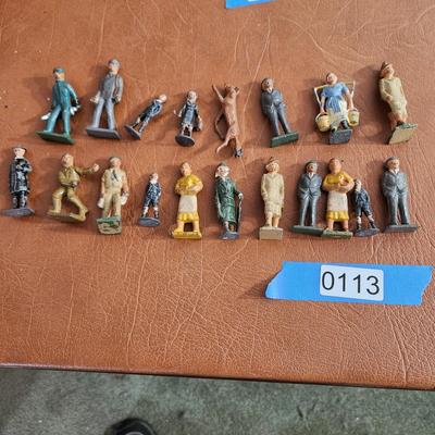 Large lot of 25 Vintage Figurines People Dog Fire hydrants Santa Clause
