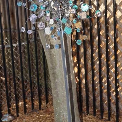 GARDEN ART OF SPINNING SCULPTURE
