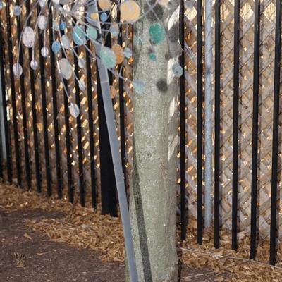 GARDEN ART OF SPINNING SCULPTURE