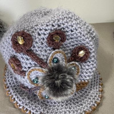 Faux fur shawl, cute hat and loopy scarf