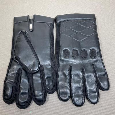 New Men’s gloves Large