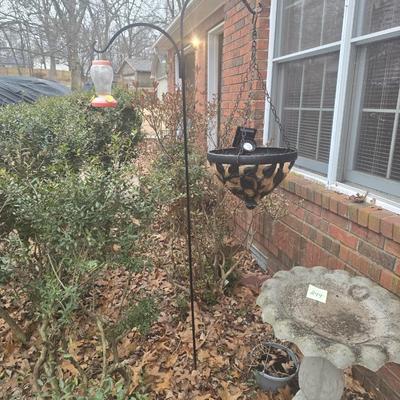 Flower hanger