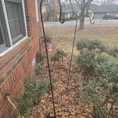 Shepard hooks