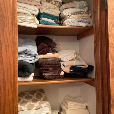 Bath, hand and wash towels