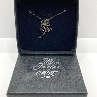 LOT 234: The Franklin Mint Signed Sterling Silver Flower Pendant Necklace in Original Box