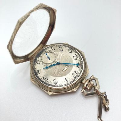 LOT 241: Vintage Engraved Elgin Pocket Watch with Pocket Knife