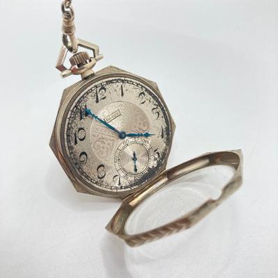 LOT 241: Vintage Engraved Elgin Pocket Watch with Pocket Knife