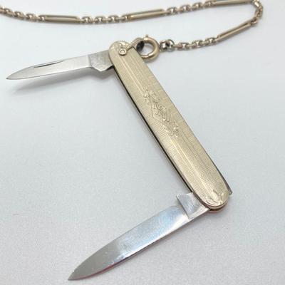 LOT 241: Vintage Engraved Elgin Pocket Watch with Pocket Knife