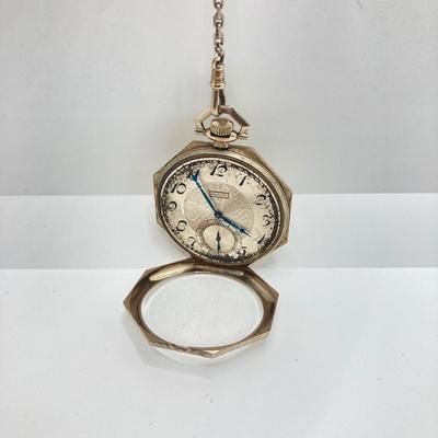 LOT 241: Vintage Engraved Elgin Pocket Watch with Pocket Knife
