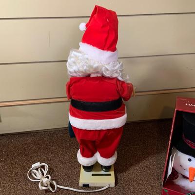 LOT252: Telco Animated Santa with Light-up Tree and a Fiber Optic Snowman Head