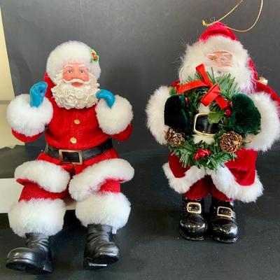 LOT 255: Kurt Adler Green Irish Santa Caus and 2 Santas