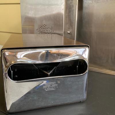 LOT 257: Diner Collection Includes Vintage Napkin Dispenser, Salt and Pepper Shakers, Vintage Alunimum Bread Box, Pitcher, and More